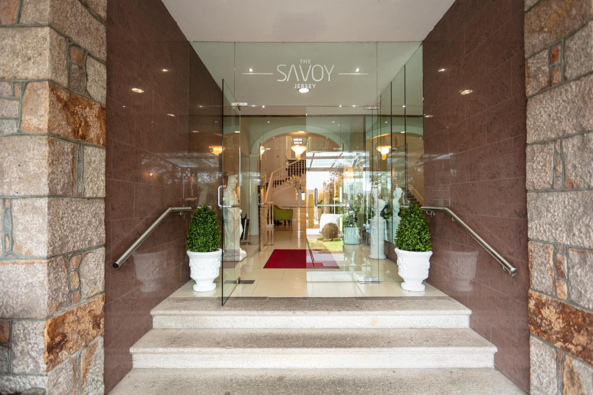 Hotel Savoy Saint Helier Екстер'єр фото