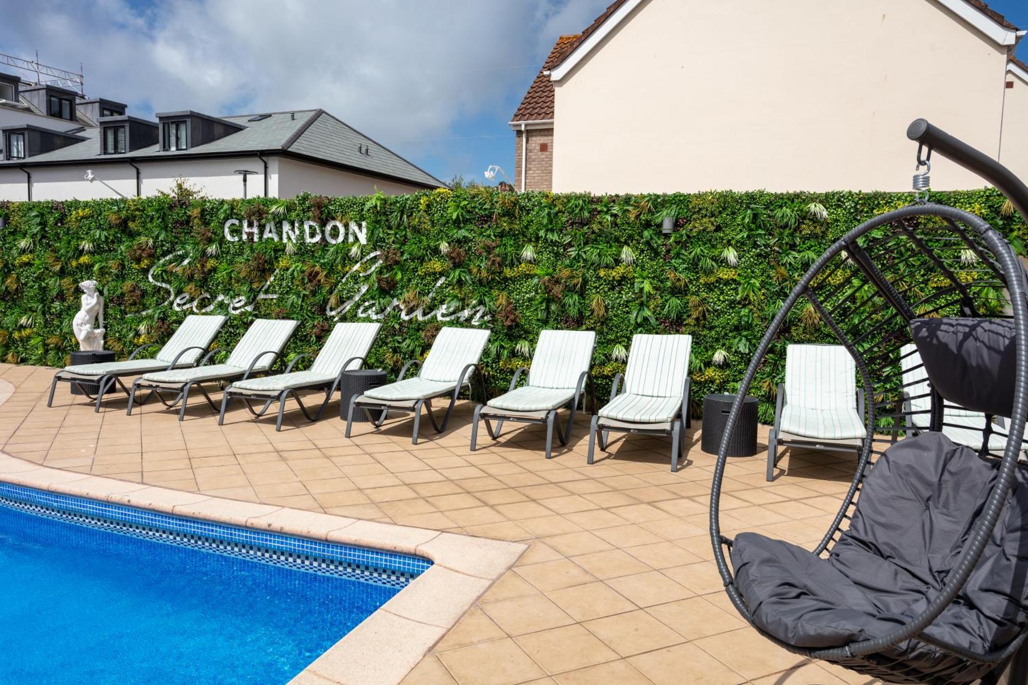 Hotel Savoy Saint Helier Екстер'єр фото