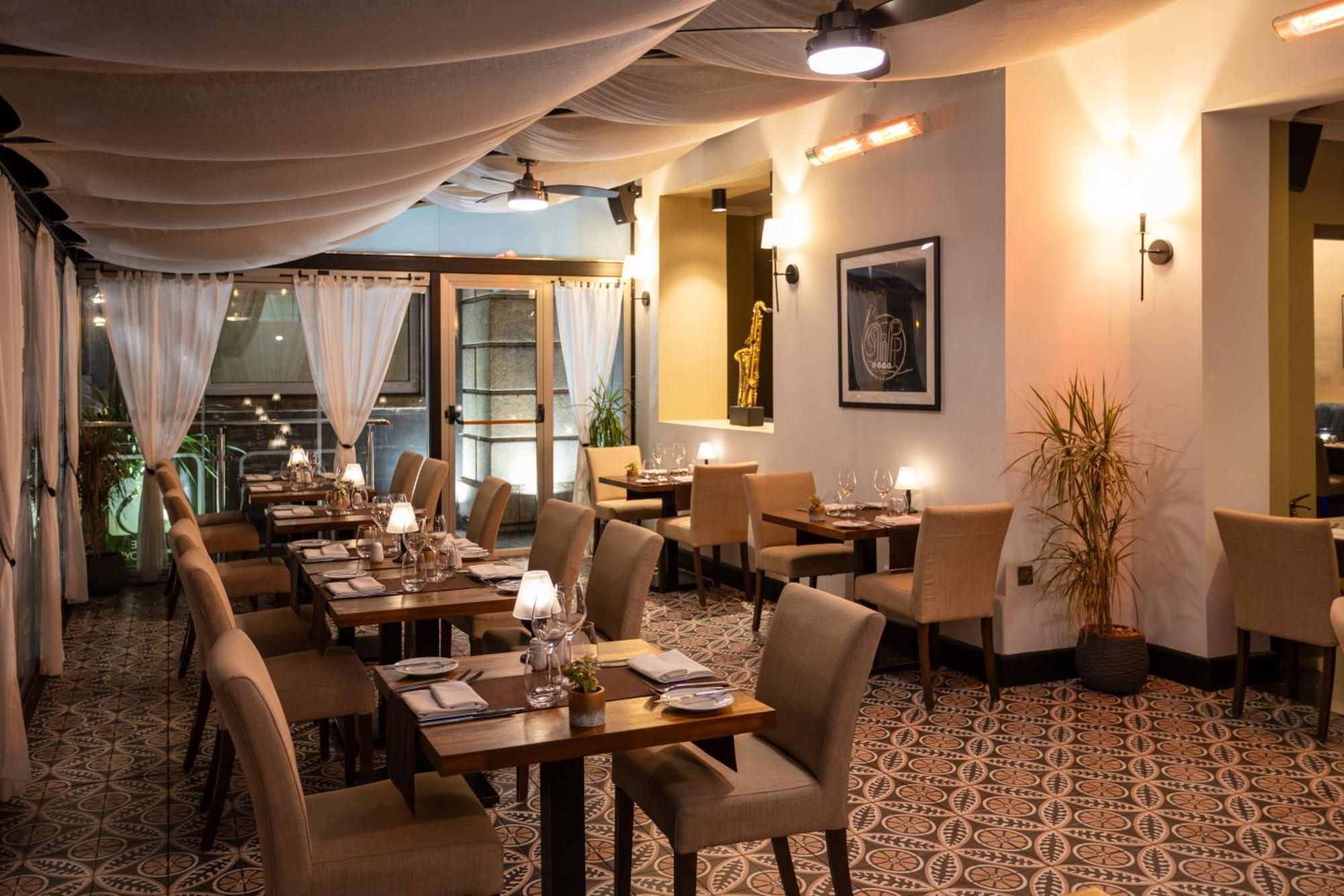 Hotel Savoy Saint Helier Екстер'єр фото