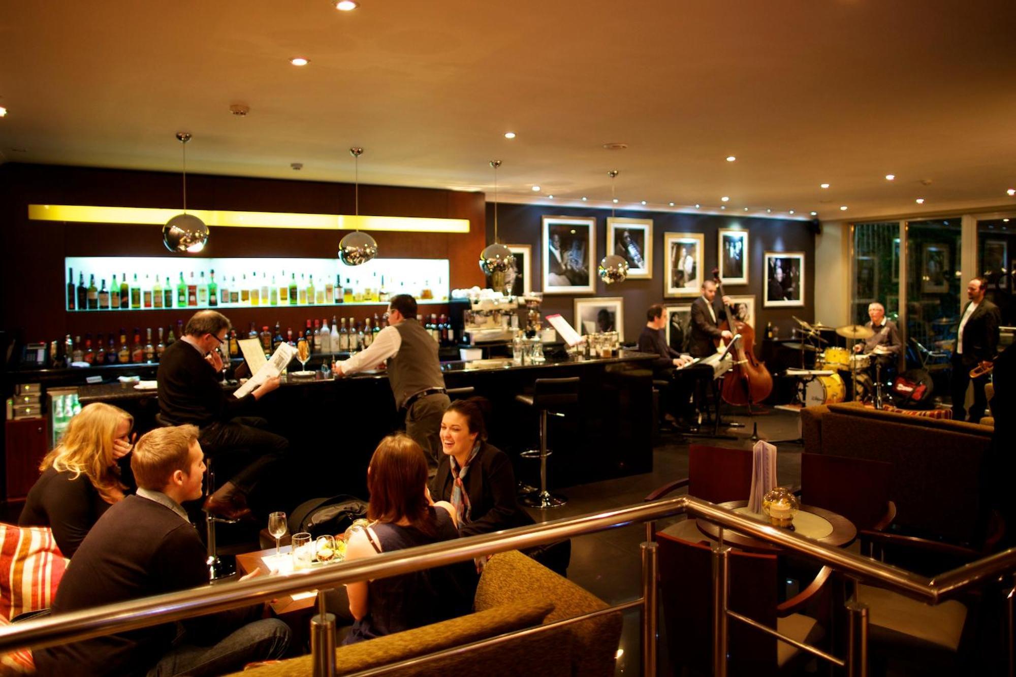 Hotel Savoy Saint Helier Екстер'єр фото